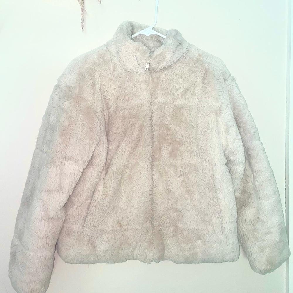 Kendall and Kylie brand fuzzy winter coat